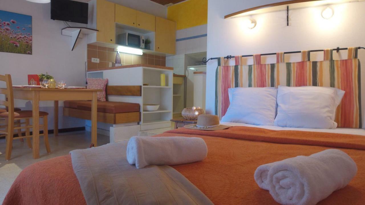 Hotel Vvf Luberon Provence Murs  Esterno foto